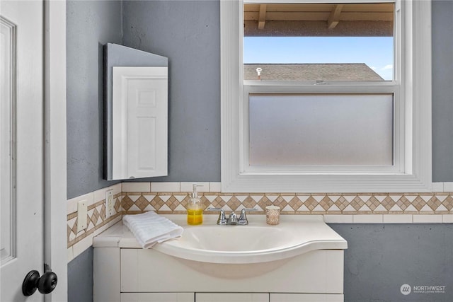 bathroom featuring sink