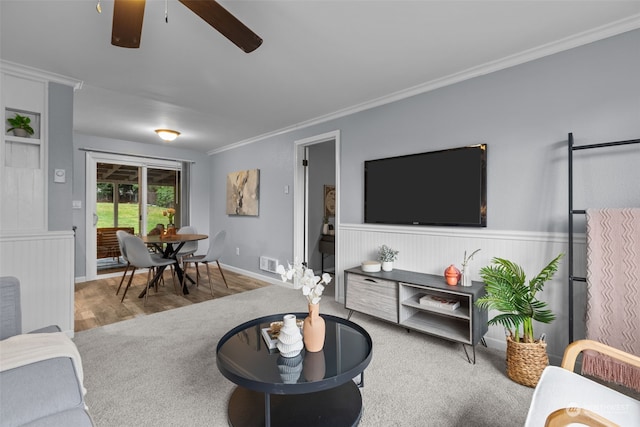 4626 143rd St E, Tacoma, WA 98446 - living room featuring hardwood / wood-style floors, ceiling fan, and crown molding