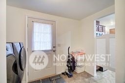 laundry room featuring washer and dryer