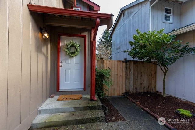 view of entrance to property