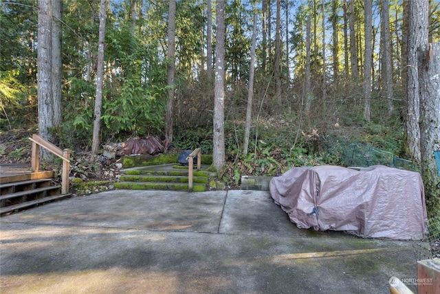 Listing photo 3 for 17922 Clear Lake Blvd SE, Yelm WA 98597