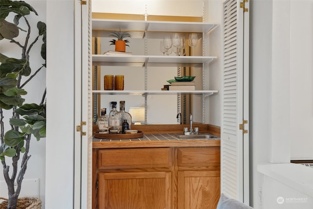 bar with sink