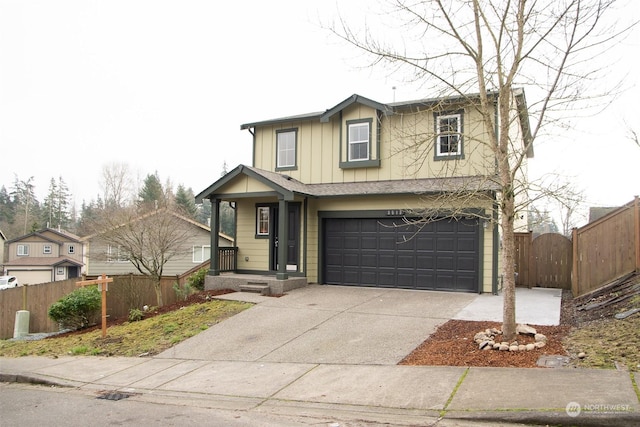 view of front property featuring a garage