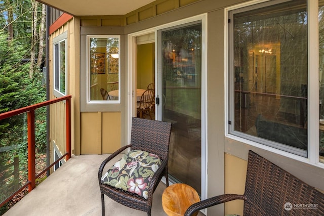 view of sunroom / solarium