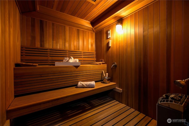 view of sauna / steam room