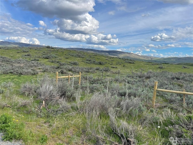 Listing photo 3 for 3 Hope Springs Trl, Okanogan WA 98840