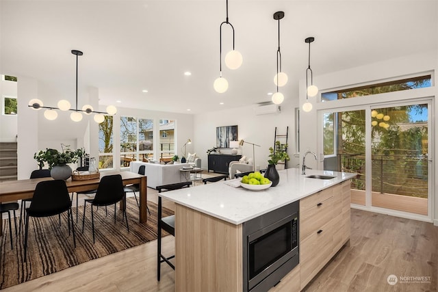 1209 NE 104th St, Seattle, WA 98125 - photo 12