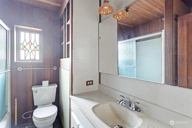 full bathroom with toilet, wood ceiling, vanity, enclosed tub / shower combo, and backsplash