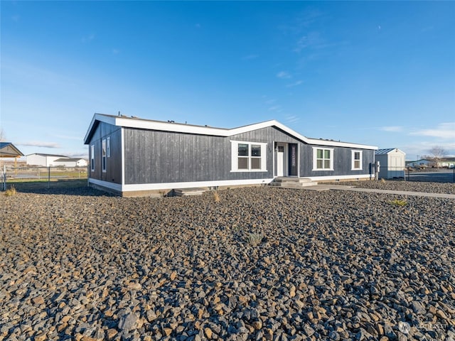 734 Lakeside Way SW, Mattawa, WA 99349 - photo 1