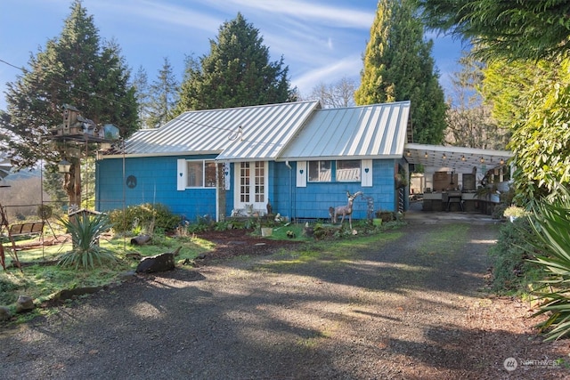 view of front of house with a carport