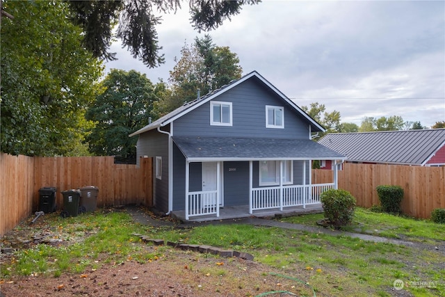 view of front of house featuring a porch