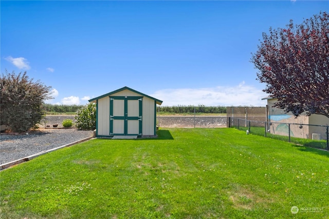 view of yard with a storage shed