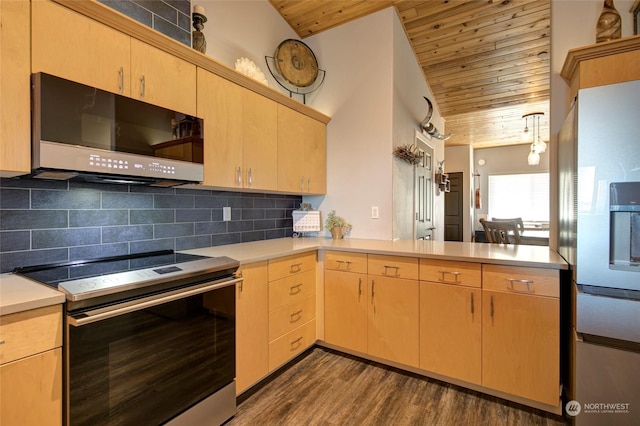 kitchen with stainless steel appliances, wooden ceiling, light brown cabinets, tasteful backsplash, and kitchen peninsula