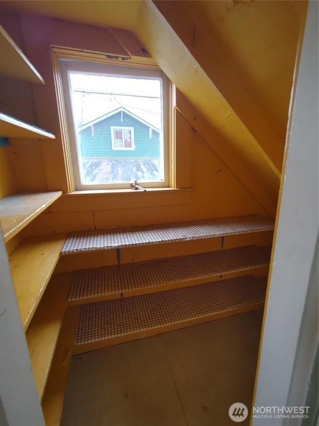 307 S Exchange St, Aberdeen, WA 98520 - interior space