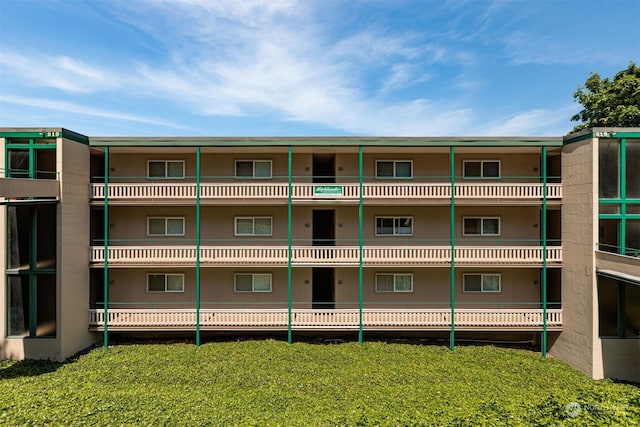 view of building exterior