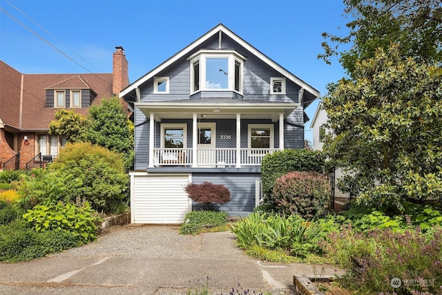 view of front of property featuring a porch