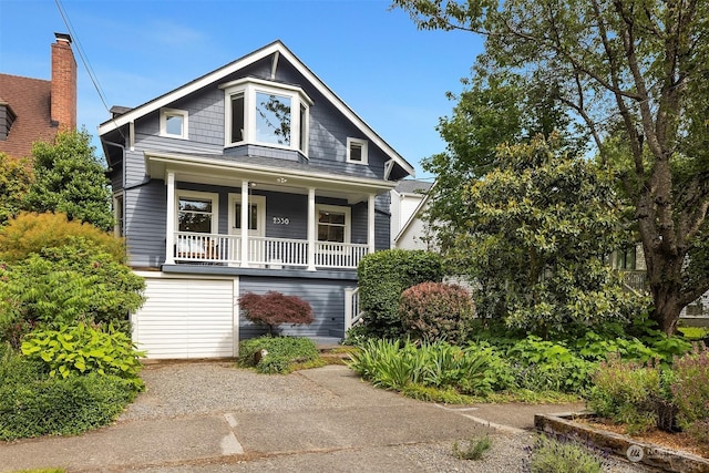 view of front of house featuring covered porch