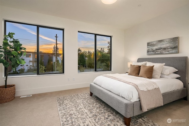 bedroom with carpet flooring