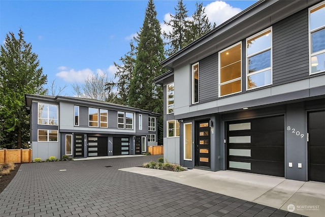 view of front of property featuring a garage