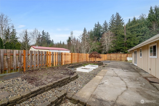 view of yard with a patio