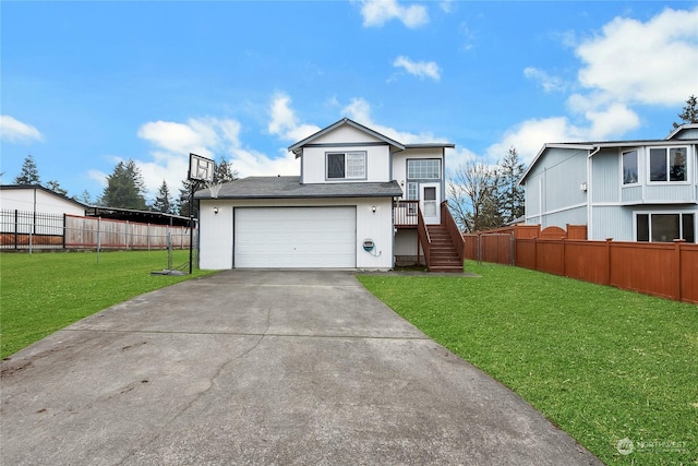 view of front of house with a front lawn