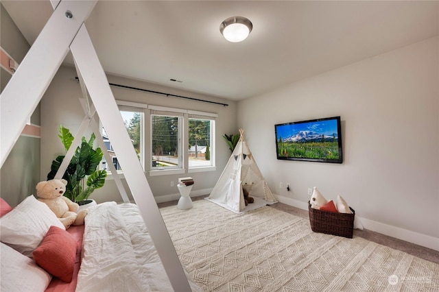 view of carpeted bedroom