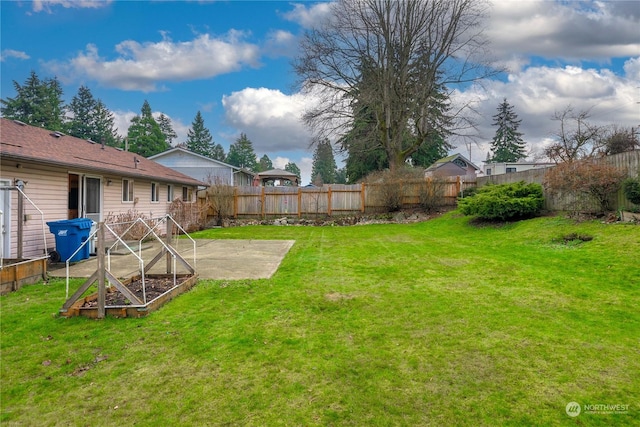 view of yard with a patio