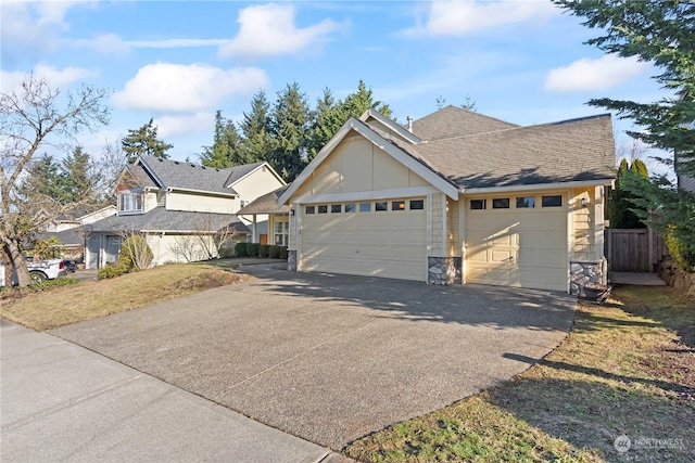 view of front facade featuring a garage