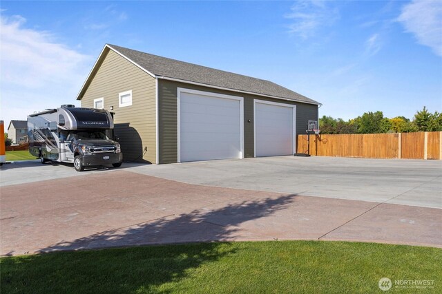 527 Rd I.6 NE, Moses Lake, WA 98837 - view of detached garage