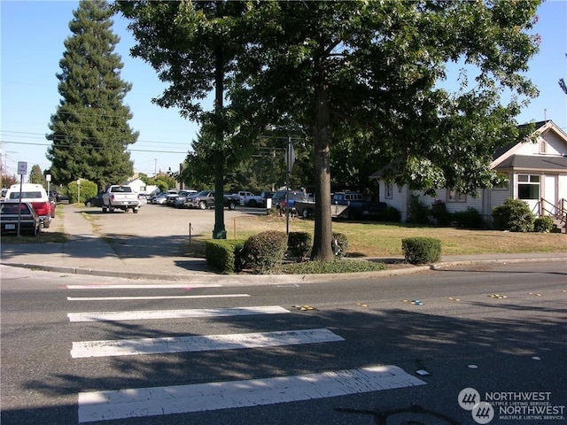 Listing photo 2 for 306 Chester Ave, Bremerton WA 98337