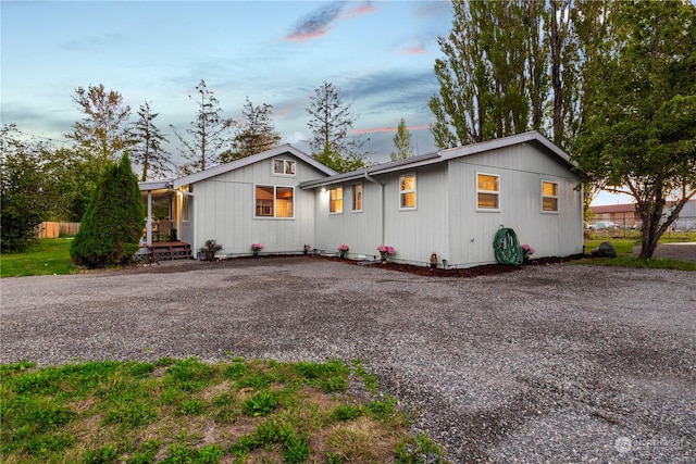 view of front of property