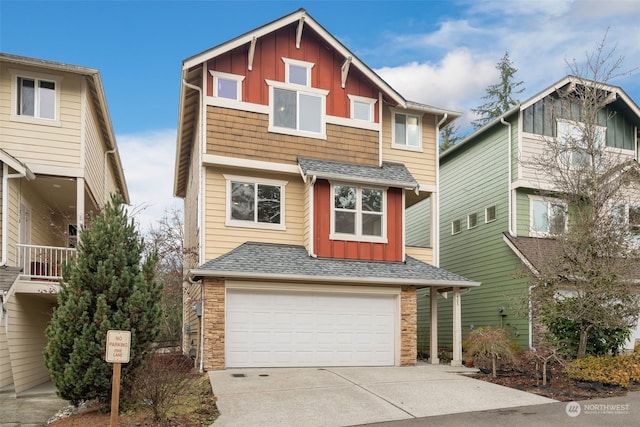 view of front of property featuring a garage