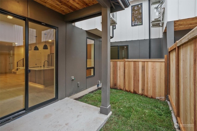 view of yard featuring sink and a patio area