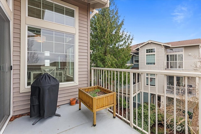 balcony featuring grilling area