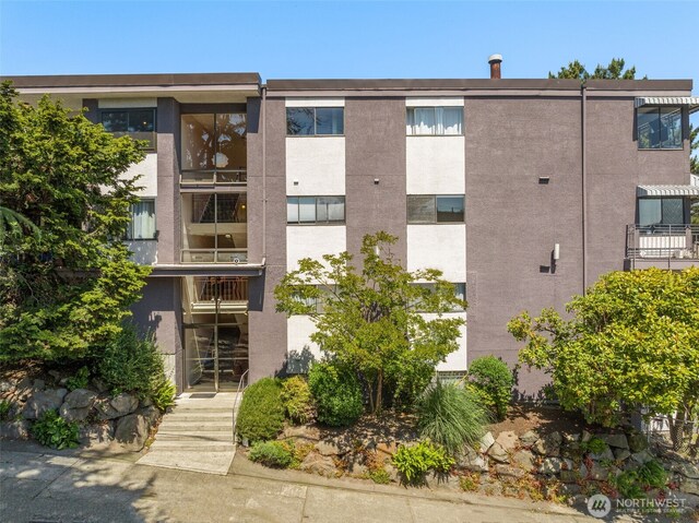 750 Crockett St Unit 403, Seattle, WA 98109 - view of apartment building / complex