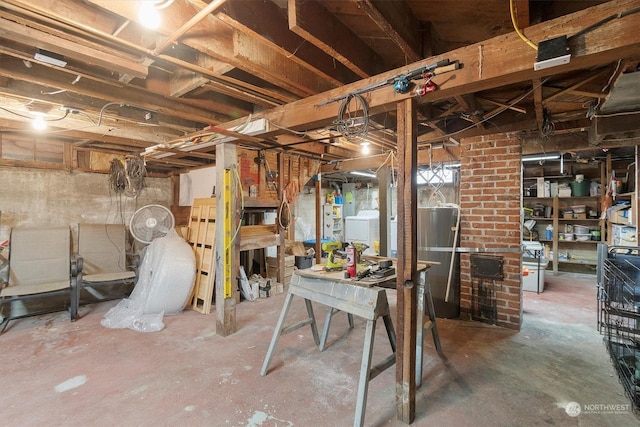 basement with washer / dryer