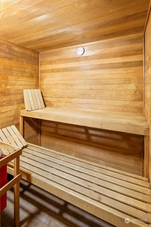 view of sauna / steam room