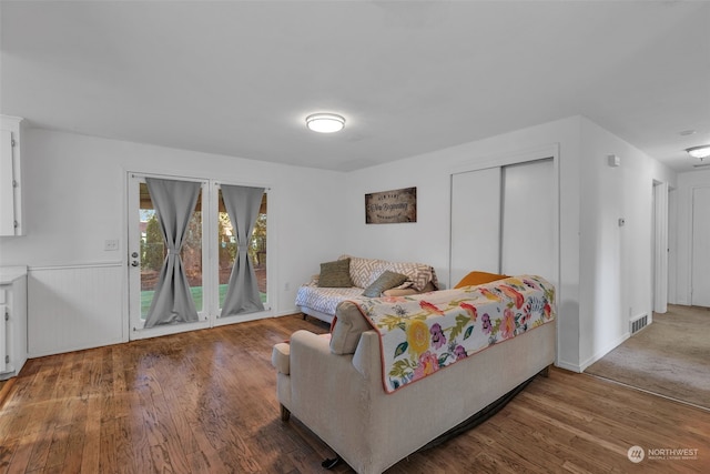 living room featuring wood-type flooring