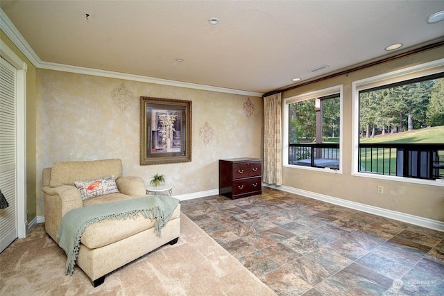 sitting room with ornamental molding