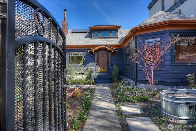 811 N I St, Tacoma, WA 98403 - view of front facade with roof with shingles