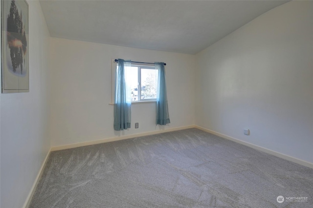 view of carpeted spare room