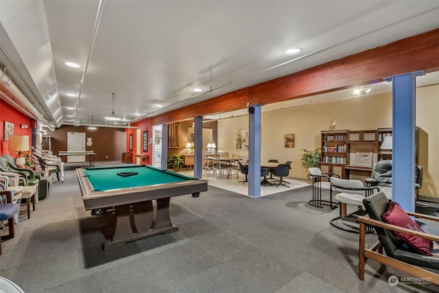 rec room with vaulted ceiling and billiards