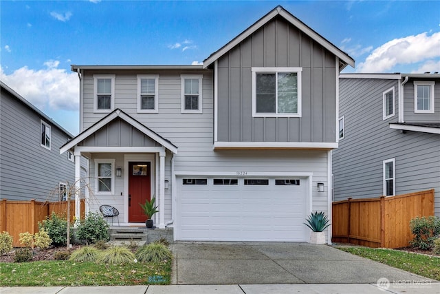 view of front facade featuring a garage