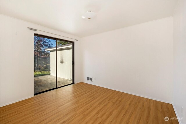 735 Harbor St, Friday Harbor, WA 98250 - spare room featuring light wood-type flooring
