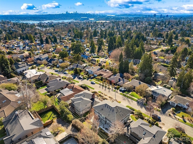 birds eye view of property featuring a residential view