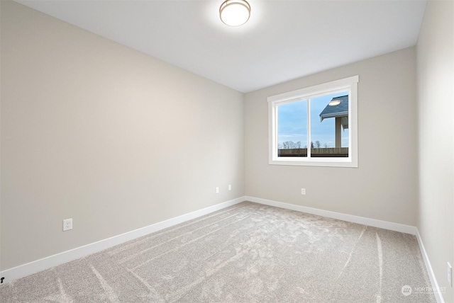 view of carpeted spare room