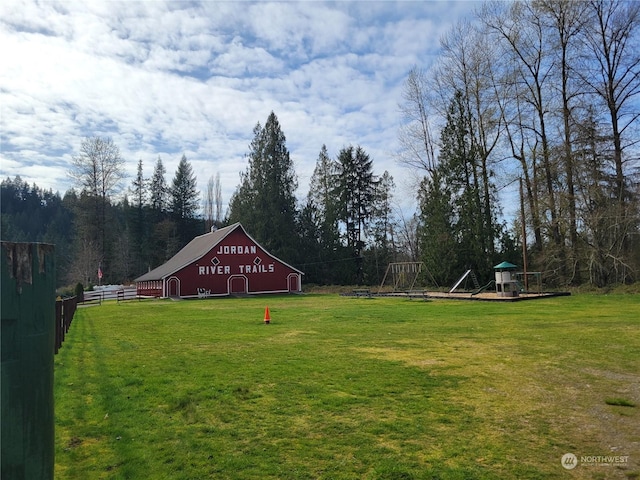 view of yard featuring a playground