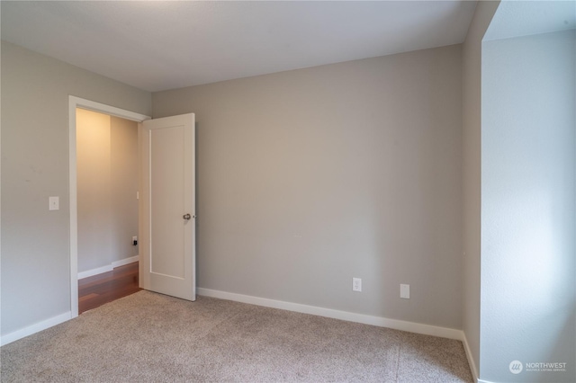 view of carpeted spare room