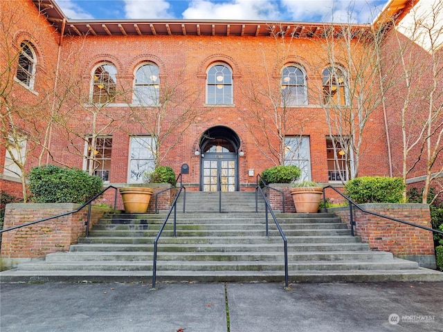 view of front facade with french doors