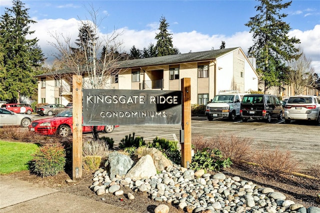 view of community / neighborhood sign